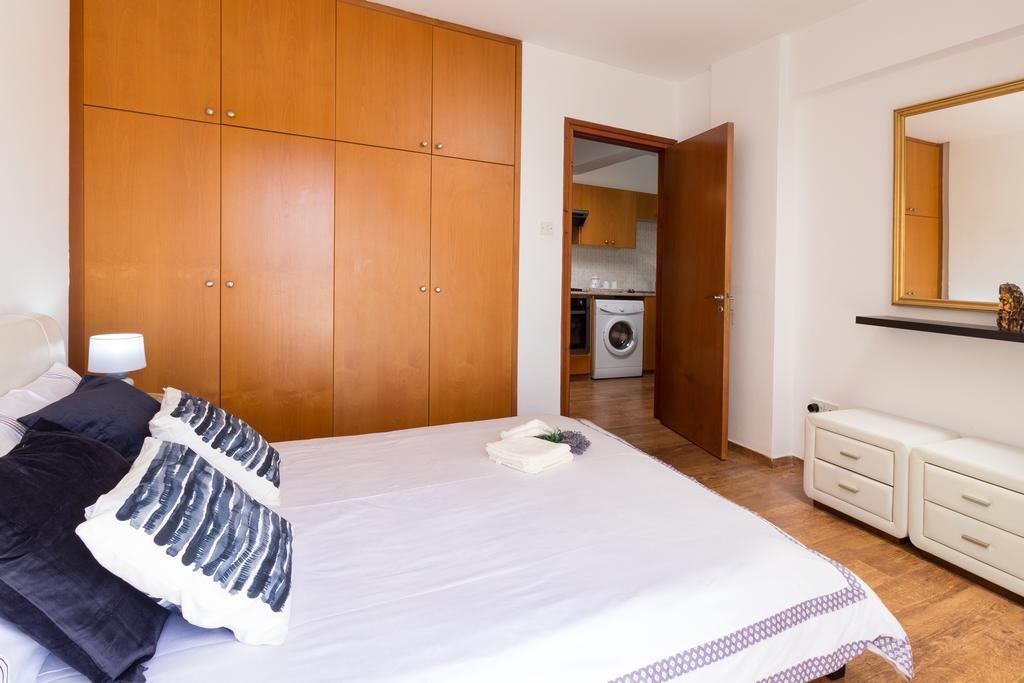 Mama Seaside Apartment Larnaca Exterior photo