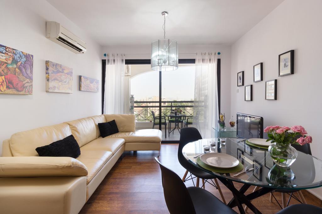 Mama Seaside Apartment Larnaca Exterior photo